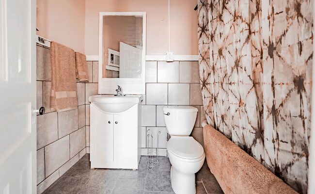 Photo - 241 Western Avenue S