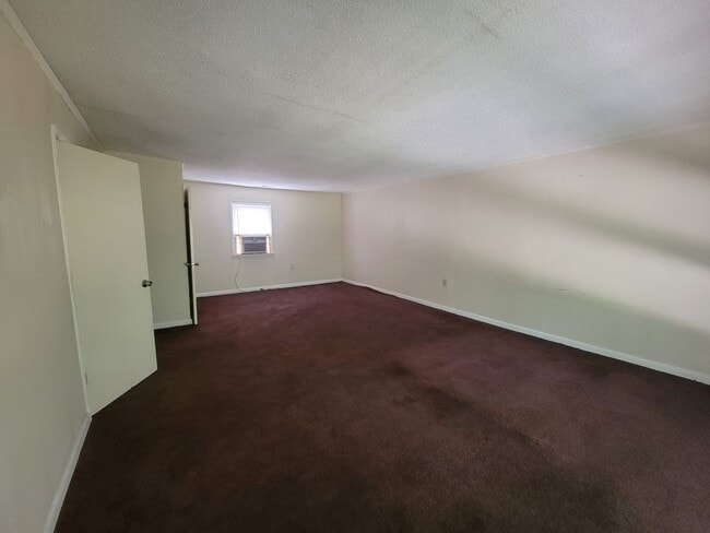 Photo - 3+ Bedroom 2 Bathroom House in North Huntsville