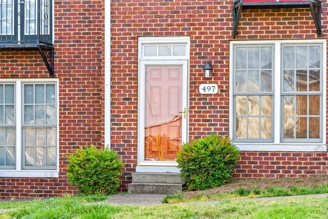 Photo - Pet Friendly Condo Downtown!