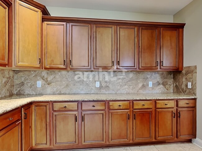 Photo - 128 Winslow Cir