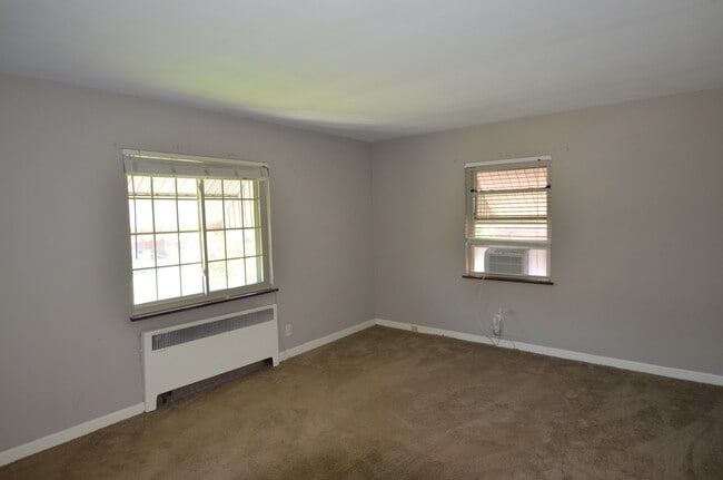 Photo - 6835 Plainfield Rd Unit 3