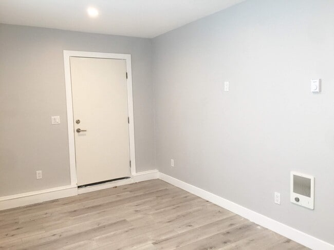 Photo - 841 Seale Ave