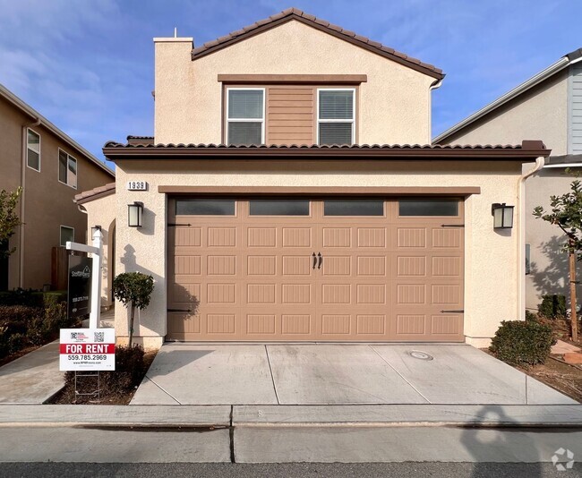 Building Photo - $2,300 Gated HOA Community, Alluvial & Fow... Rental