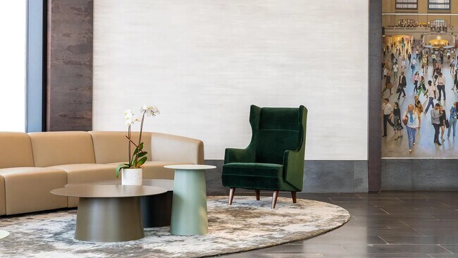 Photo - 4540 Center Blvd Unidad 2808