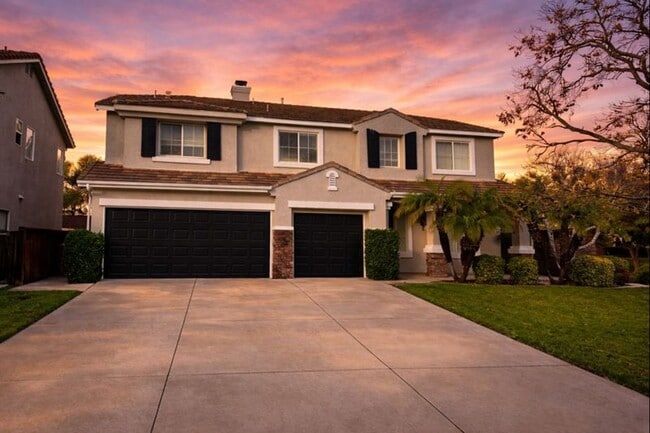 Building Photo - Spacious 4-Bedroom Murrieta Home with Loft & 3-Car Garage
