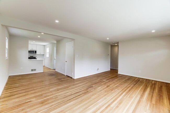 Photo - 1721 Olney Rd