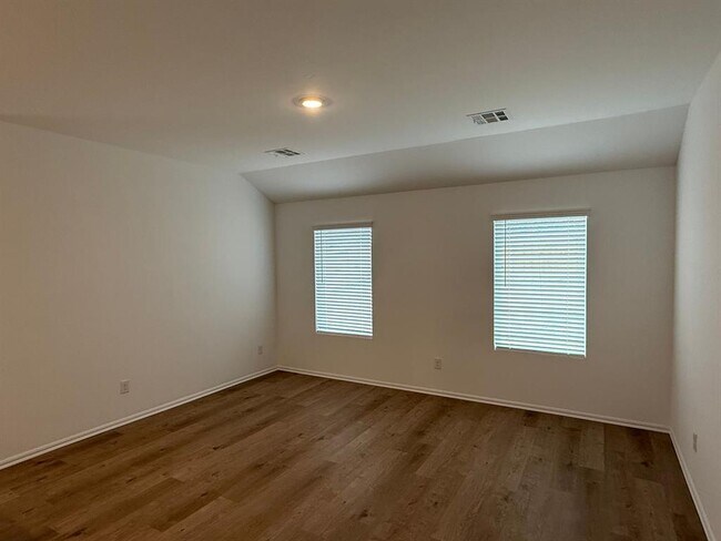 Photo - 644 SW 11th St House