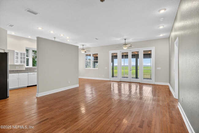 Photo - 125 Turtle Bay Ln