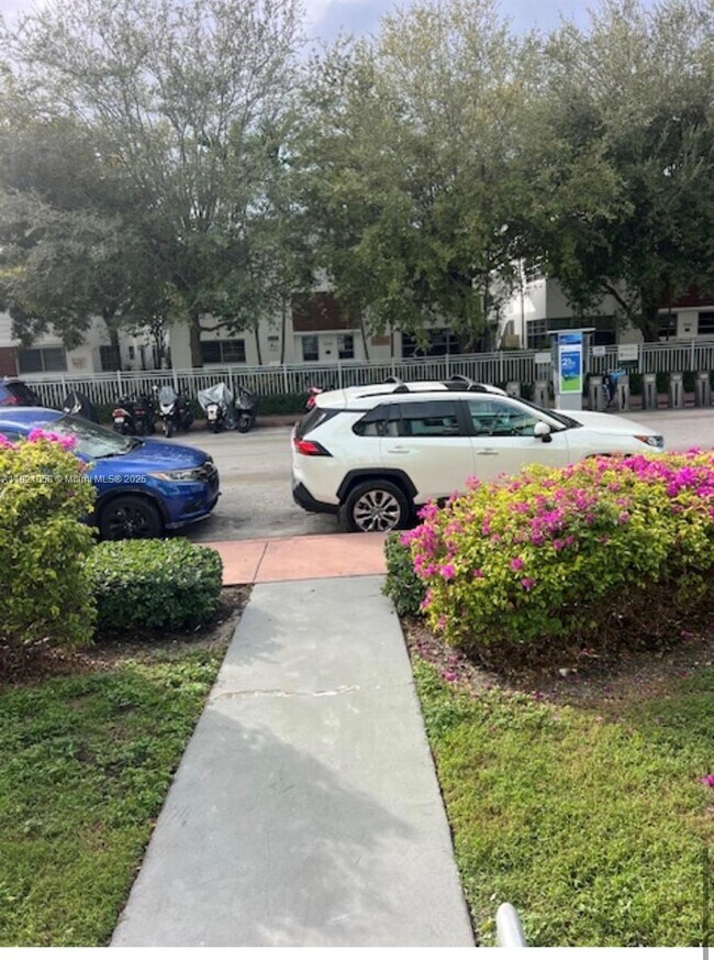 Photo - 1555 Pennsylvania Ave Unit 105