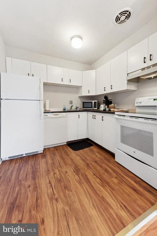 Photo - 1334 Montgomery Ave Unit D3