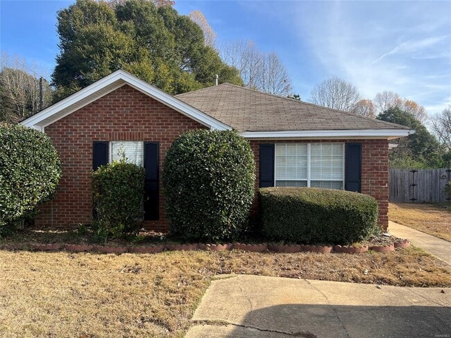 801 Cottage Ln