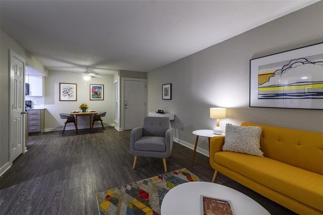 Building Photo - 8787 Hammerly Blvd Unit 1421 Rental