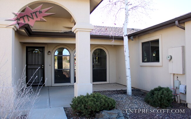 Photo - Home in Cliff Rose HOA ~ Winter Special!!