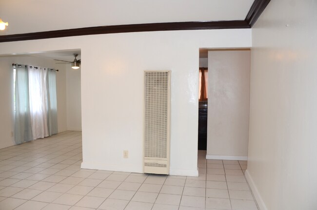 Photo - 1218 N Park Western Dr Unit Apt #3
