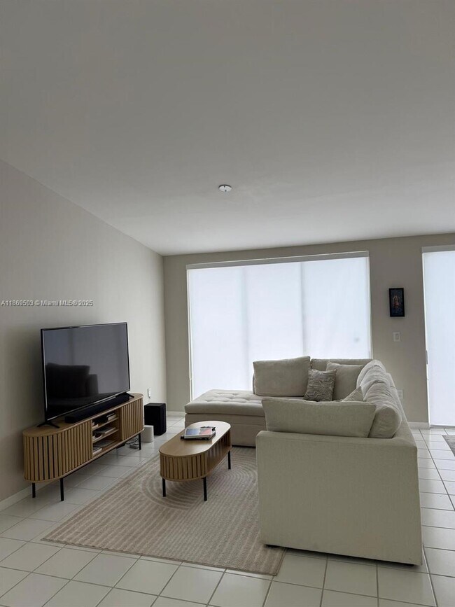 Photo - 10000 NW 43rd Terrace