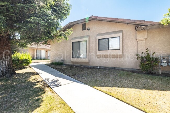 Photo - 4205 Kilterbury Ln Unit Apt A