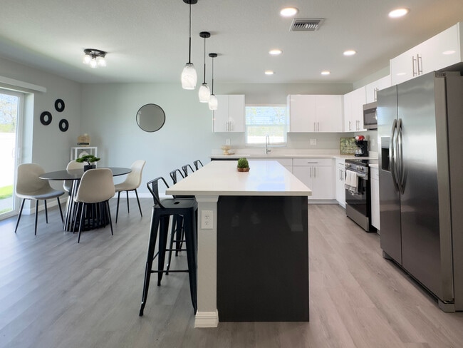 Photo - 6819 San Bruno Dr