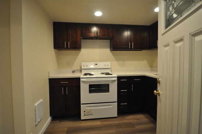 Photo - 5214 1/2 15th Ave NE Unit 5214 1/2