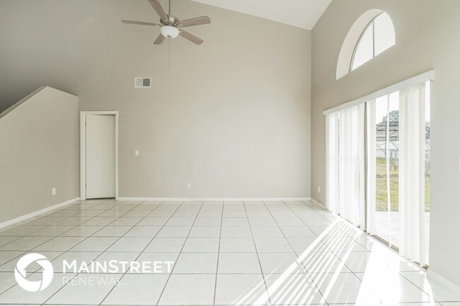 Photo - 155 Sandalwood Dr