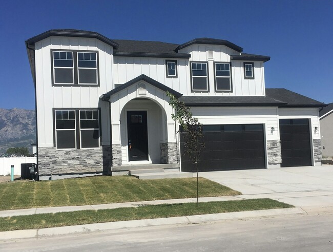 Building Photo - 31 S Serrata Ln Rental