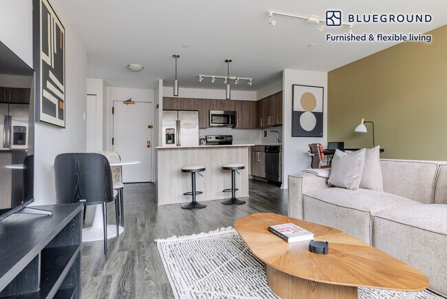 Photo - 903 S Ashland Ave Unit FL10-ID1385