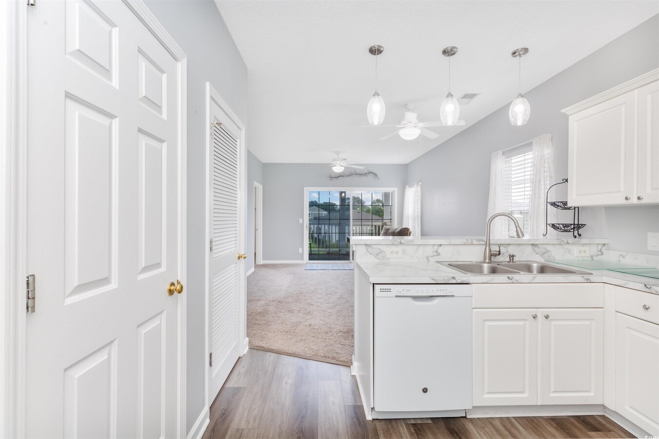 Photo - 2040 Cross Gate Blvd