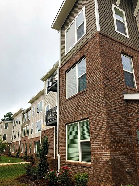 1820 at Centennial