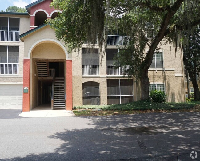 Building Photo - Ground floor 2 bedroom condo in gated Pont...