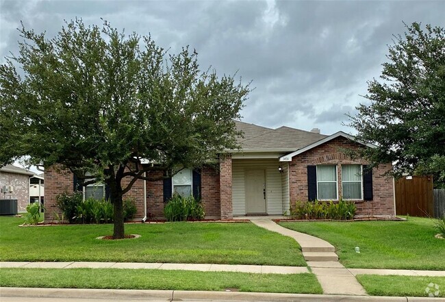 Building Photo - 1416 Lonesome Dove Trail Rental