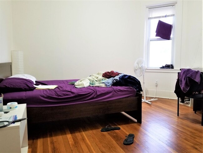 Photo - Amazing 4 bed in Allston available 9/1