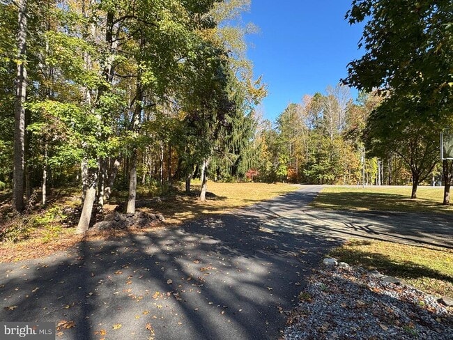 Photo - 5 Artillery Dr