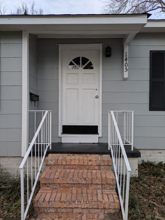 Photo - Newly remodeled 3 BR 1 bath home