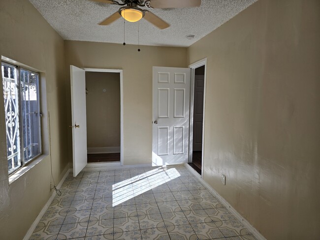 Photo - 336 W 41st St Unit 336