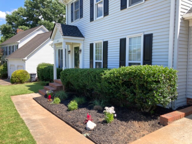 Photo - 610 Oak Pointe Ct