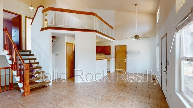 Photo - 935 Greenbrier Dr