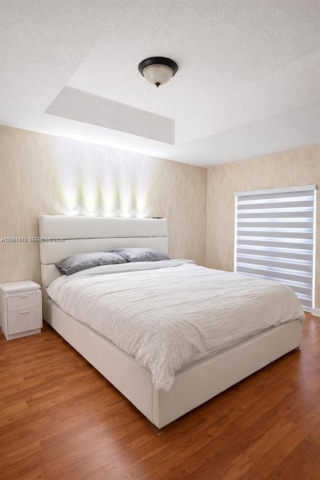 Photo - 5724 NW 112th Pl