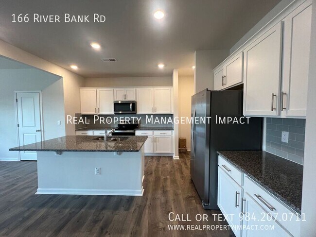Photo - 166 River Bank Rd