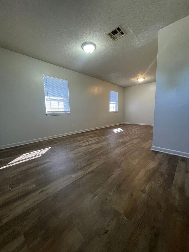 Photo - 306 Loire Ave Unit A