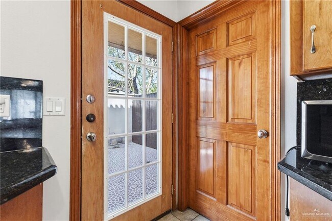 Photo - 14 E Olympia Ave