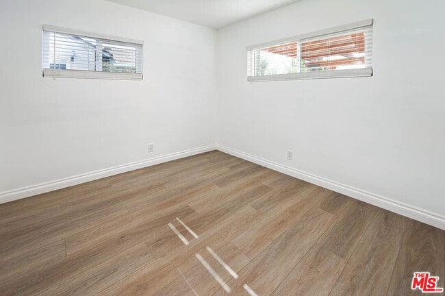 Photo - 1436 W 152nd St