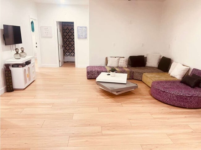 268 I St Unit SI ID1620663P
