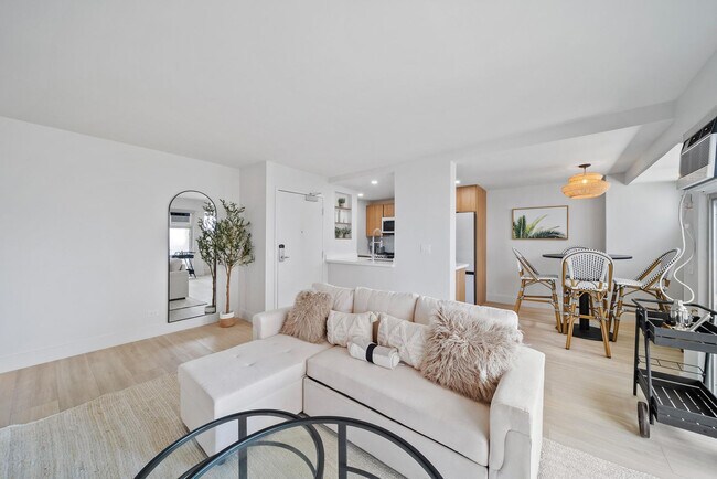 2464 Prince Edward St Unit SI ID1327712P