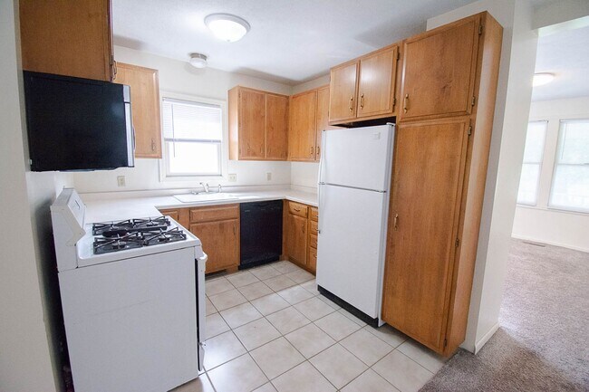 Photo - 802 2nd St NW Unit #1