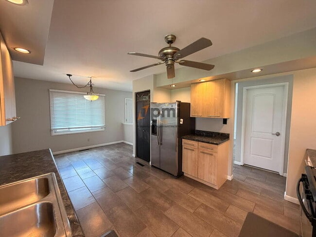 Photo - 9546 Gordon Dr