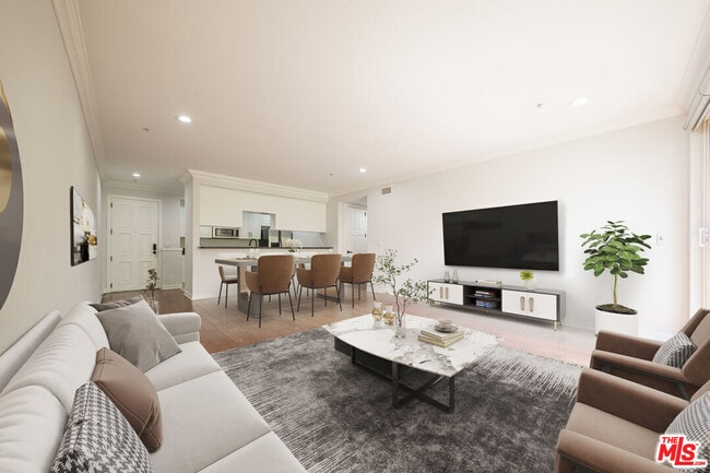 Building Photo - 1401 S St Andrews Pl Unit 201