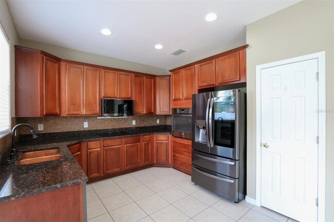 9018 Pinebreeze Dr