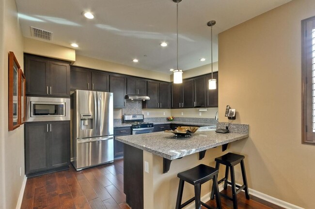 Photo - 667 Elderberry Dr Townhome