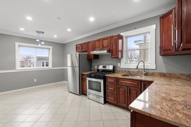 Photo - 97 Welles Ave Unit 3