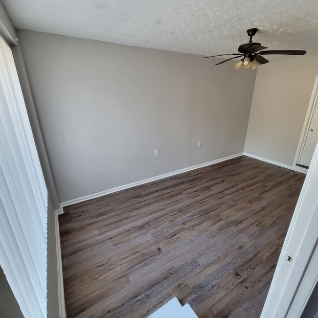 Photo - Roomy Cute Brick Ranch