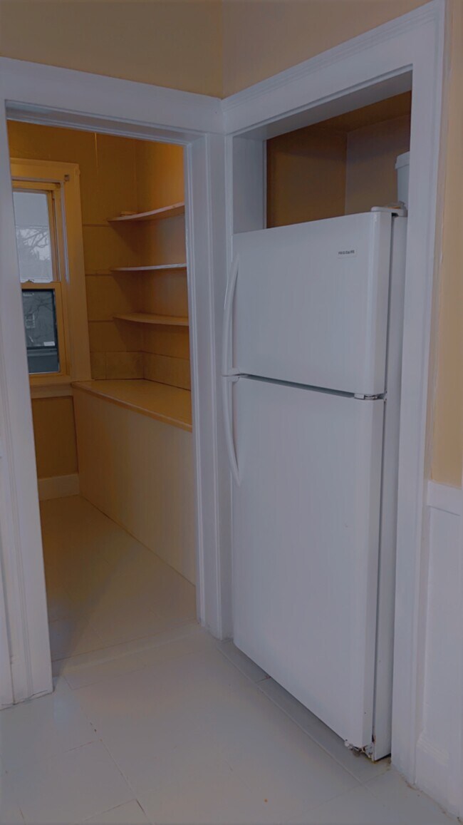 Photo - 249 Campfield Ave Unidad 251